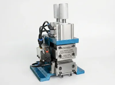 Vertikal Pneumatisk Trådstrippemaskin for AWG#18-32# - Halvautomatisk stålbørstemaskin