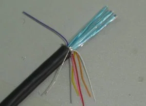 Vertikal kuttet aluminiumsfoliemaskin 