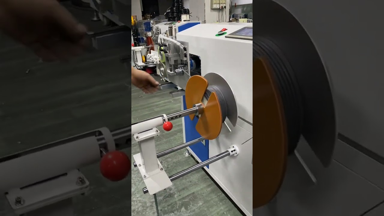 Gulvstående automatisk maskin for måling, traversering, kutting, vikling og binding av ledninger (1 mm til 16 mm)
