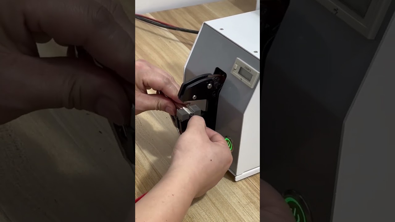 65EC Elektrisk Terminalkrimpemaskin for Alligatorklemmer - Høyhastighets Krimpemaskin #fabrikk #maskin