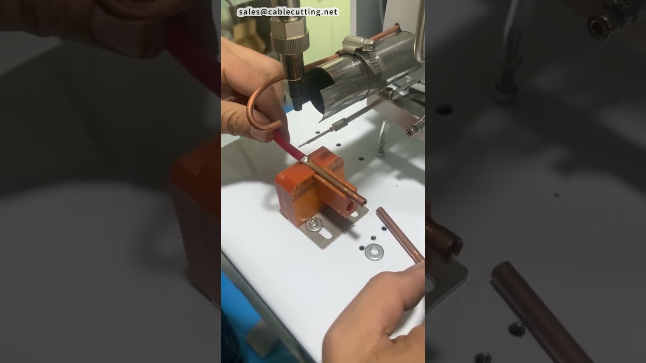 Halvautomatisk loddemaskin for 8AWG silikonledning til kobberrør #fabrikk #maskin