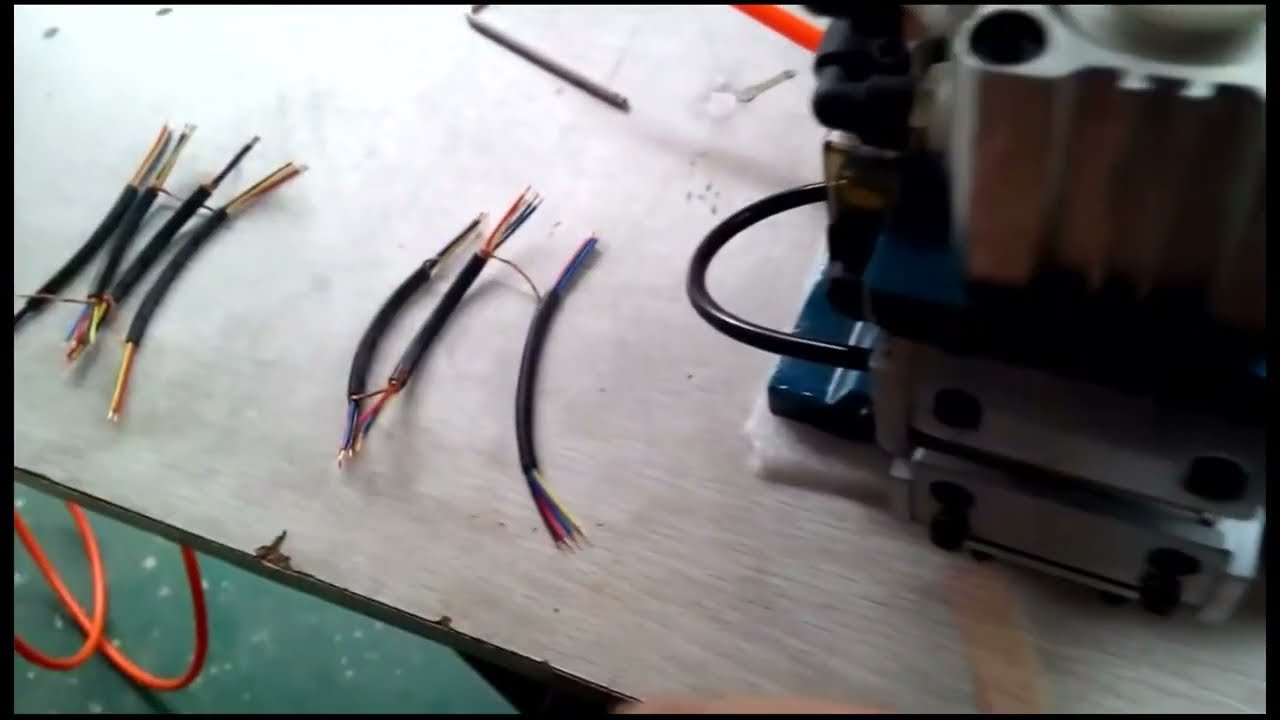 Pneumatisk Avisoleringsmaskin for Kobberkabel - Effektiv & Automatisert