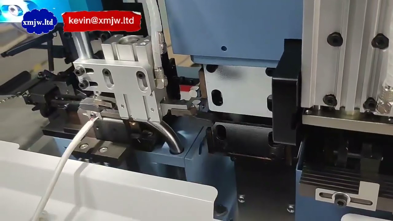 Automatisk flerkjernet kabelstripper- og krympemaskin for skjermede kabler - kutting, avisolering og pressing