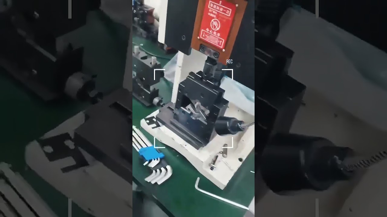 4-TS精密卧式模具：高精度注塑成型解决方案