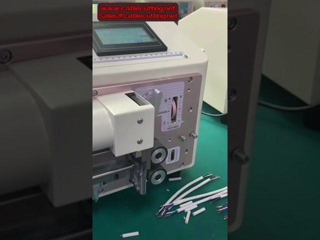 Rund PVC-kappet kabelkutt- og avisoleringsmaskin for flerkjerne ledninger