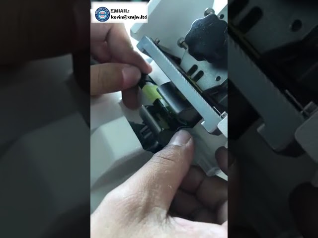 Automatisk tapeviklings- og etiketteringsmaskin for ledningsnett – presis halvfoldetape