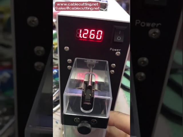 Automatisk elektrisk pneumatisk trådavisolingsmaskin | Peeling-, strippe- og skjæremaskin for ledninger 0,03–4 mm
