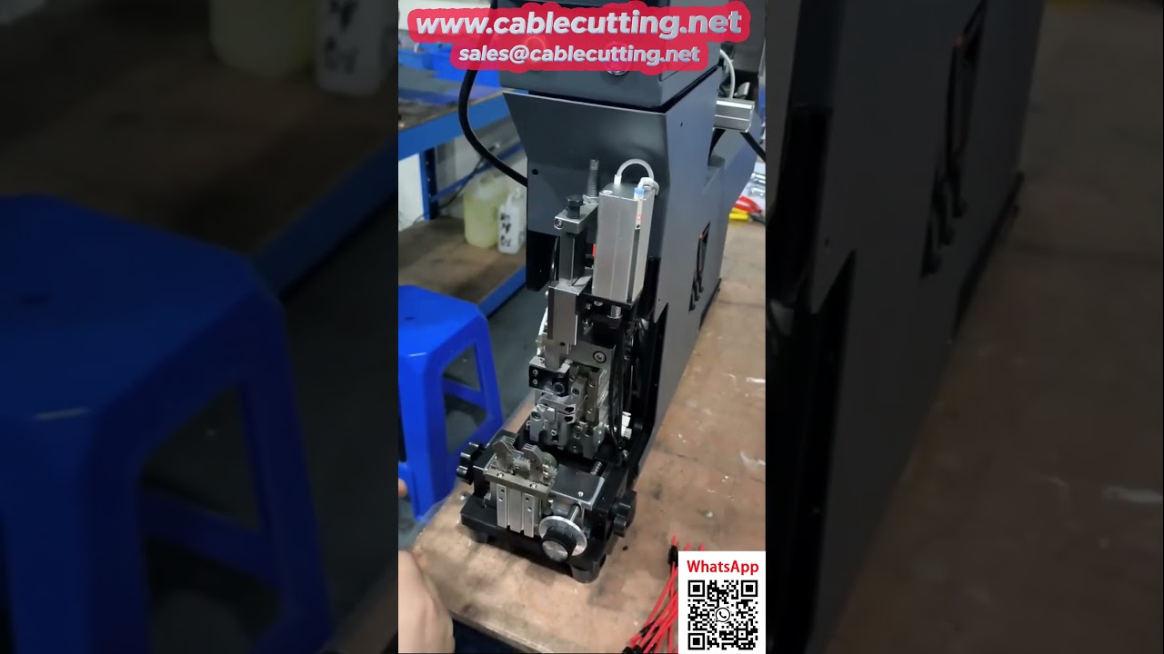 Halvautomatisk maskin for innsetting av vanntette forseglinger med automatisk mating